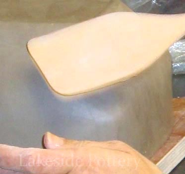 paddle pot into a shape