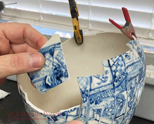 Mending a broken vase using 2-part epoxy