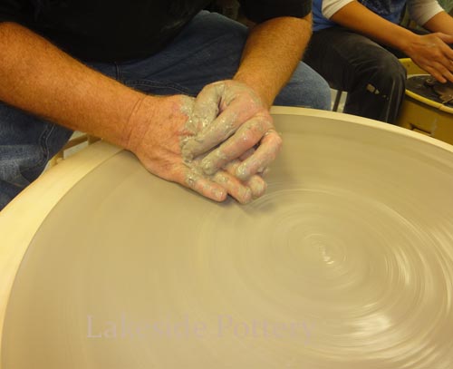 expand while managing buttom's thickness