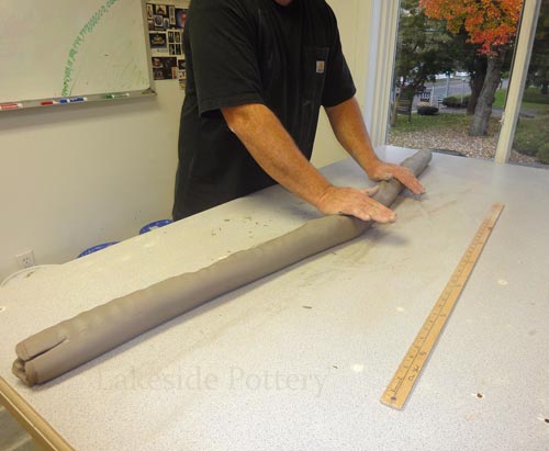 prepare the next coil for pot's wall